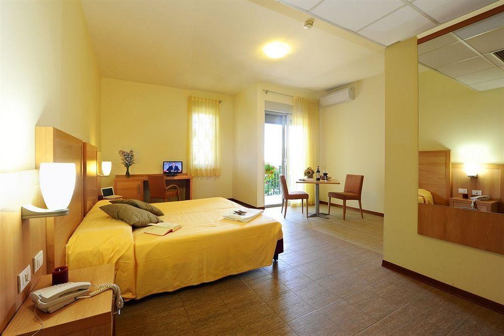 Hotel Foresteria Volterra Luaran gambar