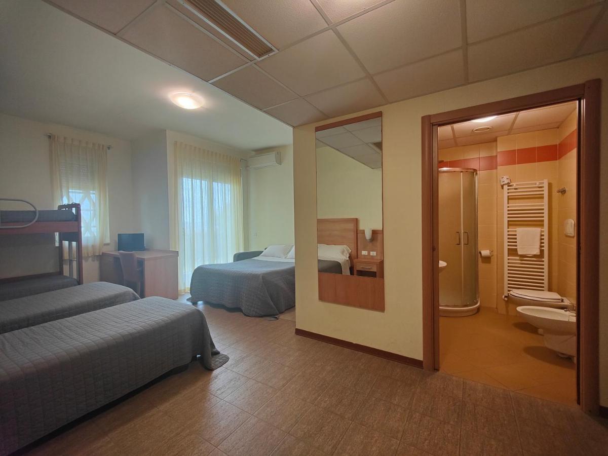 Hotel Foresteria Volterra Luaran gambar