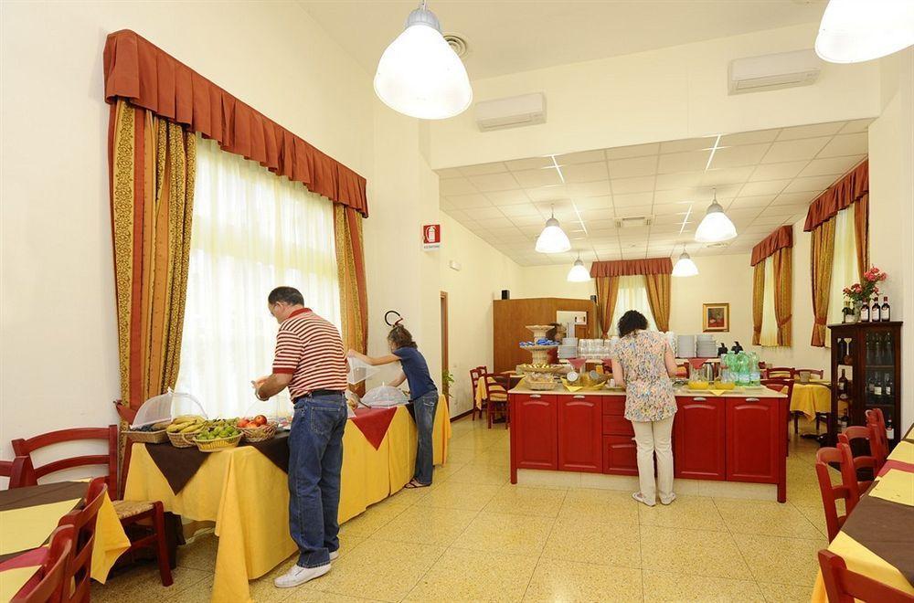 Hotel Foresteria Volterra Luaran gambar