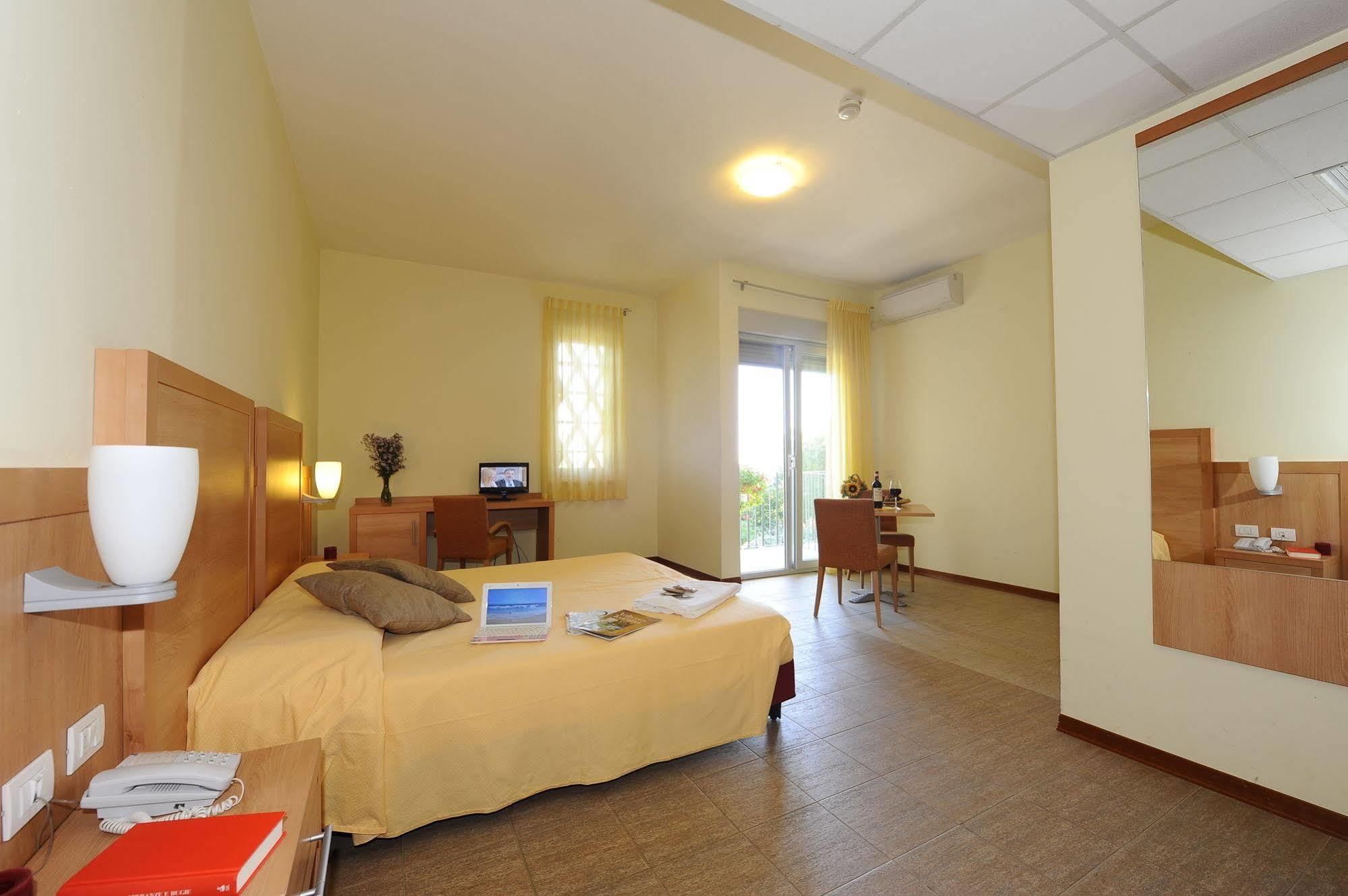 Hotel Foresteria Volterra Luaran gambar